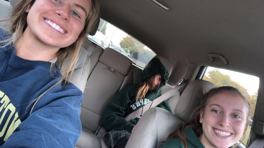 The carpool of the month posing for a selfie. Photo taken by Katie Doorack.