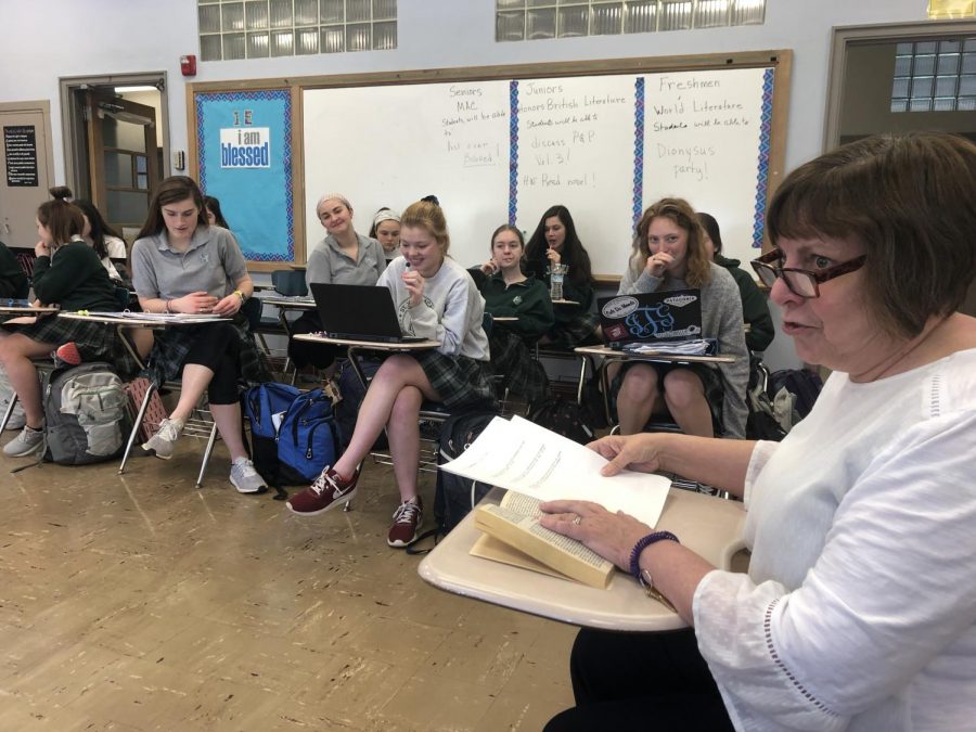 Mrs. Worrall discusses Pride and Prejudice with her Honors British Literature class. Photo by: Parker Lewallen