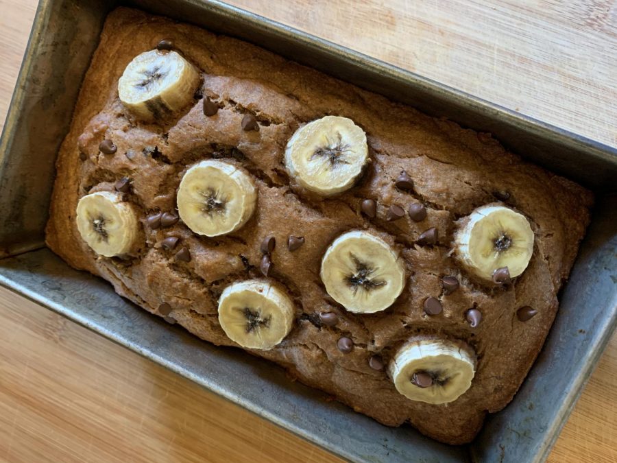 #6 on the fall bucket list:
A perfect recipe to try is this delicious fall chocolate chip banana bread