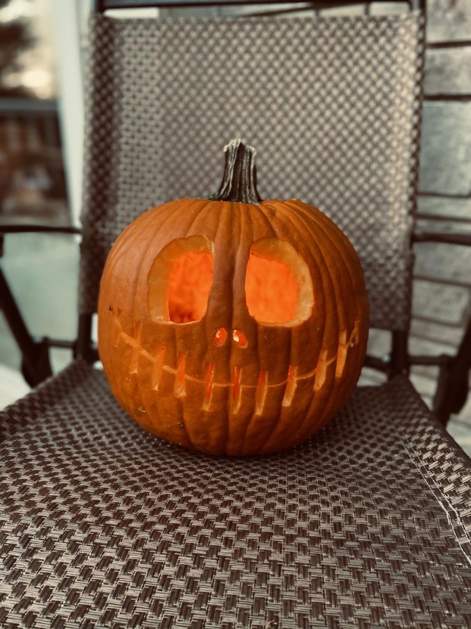 Pumpkin+carved+by+junior%2C+Katie+Wilke%2C+while+preparing+for+Halloween.