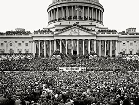 This is one of the previous inaugurations, a photo was taken of the white house during the ceremony. 