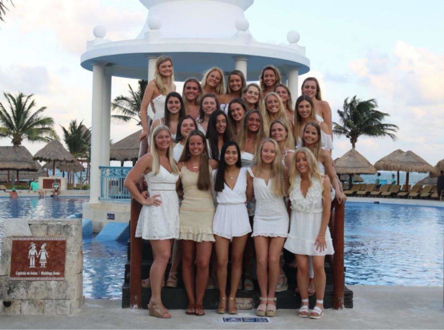 Class of 2020 students at the Now Sapphire Resort in Cancun for their senior spring break