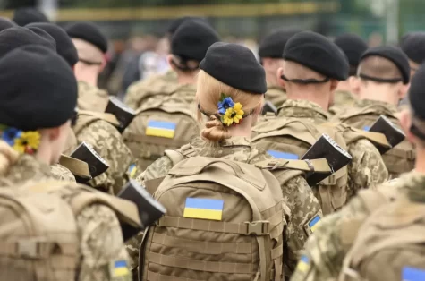 Ukrainian soldiers preparing for combat in Kyiv