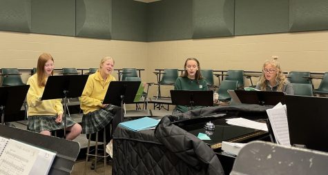 This image captures a few of the Frontenac Voices in their natural environment. Pictured (left to right): Senior Molly Thompson, Senior Natalie McAtee, Senior Erin Voigt, and Junior Meredith Dunn.