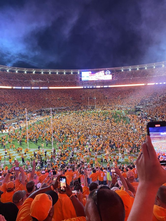 One of college footballs biggest moments was the rushing of the field done by University of Tennessee fans and students at the Tennesee Vs Alabama game 