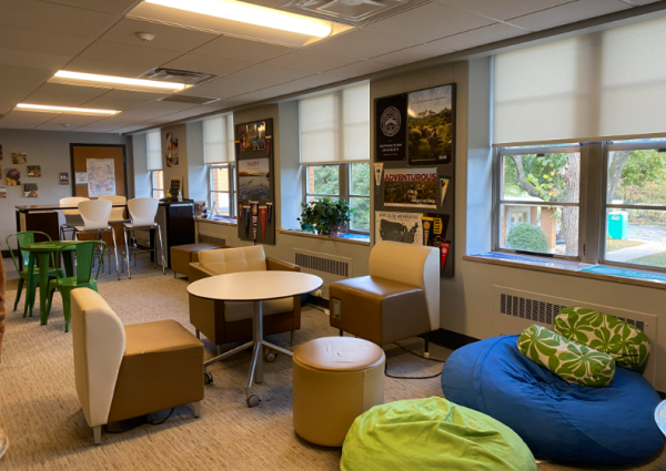 The college advising space where many college reps meet with SJA students.